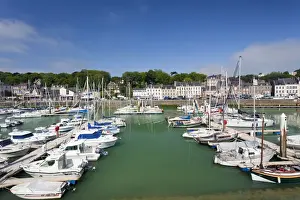 Images Dated 27th May 2012: France, Normandy Region, Seine-Maritime Department, St-Valery en Caux, port view