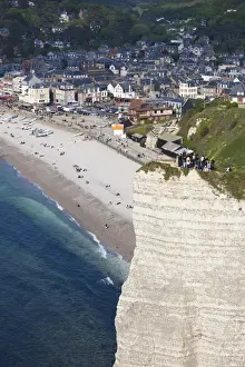 Images Dated 27th May 2012: France, Normandy Region, Seine-Maritime Department, Etretat, elevated view of town beach