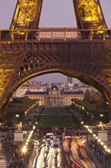 Images Dated 4th November 2010: France, Paris, Eiffel Tower, dusk