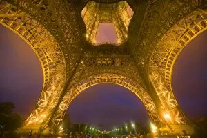 France, Paris. Eiffel Tower illuminated at night. Credit as: Jim Zuckerman / Jaynes