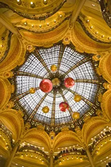Images Dated 1st November 2008: France, Paris, Galleries Lafayette department store, dome interior