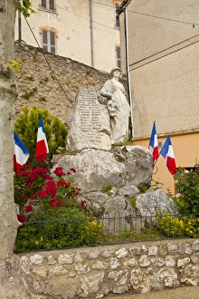 France, Provence, Moustiers-Ste-Marie. Memorial to World War I French war dead. Credit as