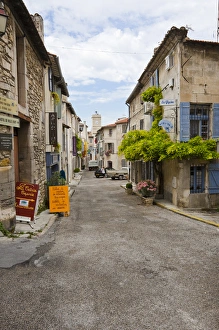 Images Dated 5th June 2009: France, Provence, St. Remy-de-Provence