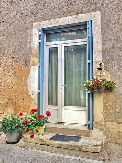 Prints of France, Provence. Street of the village Goult. (Editorial Use Only) Images Dated 2024 November: France, Provence. Street of the village Goult. (Editorial Use Only)