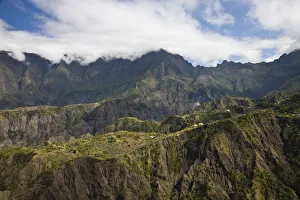 Images Dated 7th October 2008: France, Reunion Island, Cirque de Cilaos, Cilaos, mountain view from RN5 mountain road