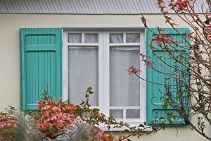 Images Dated 4th October 2008: France, Reunion Island, Cirque de Salazie, Hell-Bourg, town cottage detail