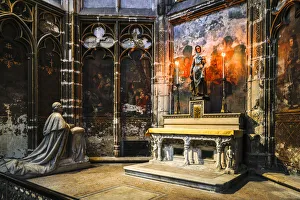 France, Toulouse. Cathedral of St. Etienne interior