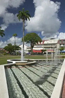 FRENCH WEST INDIES (FWI)-Guadaloupe-Grande-Terre-POINTE -A-PITRE: View of park