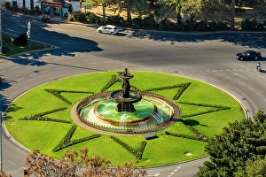 Traffic Prints: Fuente de las Tres Gracias or de Las Tres Ninfas fountain in the roundabout in Plaza del General Torrijos