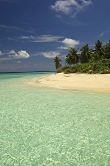 Uninhabited Prints: Funadovilligilli Island, North Huvadhoo Atoll, Southern Maldives, Indian Ocean