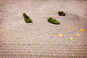 Garden Art. Columbia River Gorge. Oregon. USA