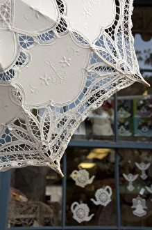 Fabric Prints: Georgia, Savannah. Savannah lace