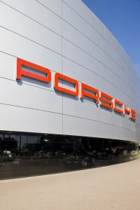 Images Dated 1st June 2008: GERMANY, Baden-Wurttemberg, Stuttgart-Zuffenhausen. Porsche Car showroom by factory