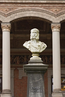 Images Dated 22nd October 2014: Germany, Baden-Wurttemburg, Baden-Baden, Trinkhalle, Pump Room, bust of Kaiser Wilhelm I