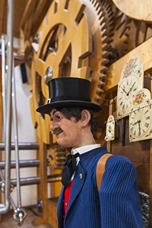 Images Dated 25th October 2014: Germany, Baden-Wurttemburg, Black Forest, Triberg, interior mechanism of World s