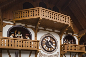 Images Dated 25th October 2014: Germany, Baden-Wurttemburg, Black Forest, Triberg, large outdoor cuckoo clock
