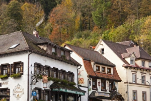 Images Dated 25th October 2014: Germany, Baden-Wurttemburg, Black Forest, Triberg, town buildings