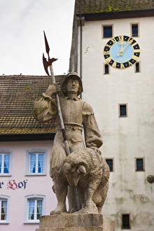 Germany, Baden-Wurttemburg, Black Forest, Waldshut-Tiengen, Waldshut, statue of