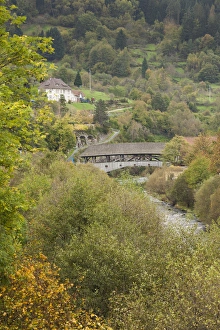Images Dated 23rd October 2014: Germany, Baden-Wurttemburg, Black Forest, Forbach, wooden covered bridge