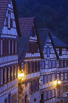 Images Dated 24th October 2014: Germany, Baden-Wurttemburg, Black Forest, Schiltach, traditional building details, dawn