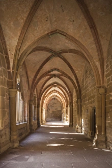 Images Dated 1st November 2014: Germany, Baden-Wurttemburg, Maulbronn, Kloster Maulbronn Abbey, cloister