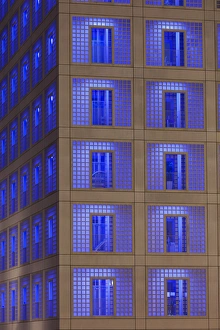 Images Dated 19th October 2014: Germany, Baden-Wurttemburg, Stuttgart, Mailander Platz, new Stuttgart city library
