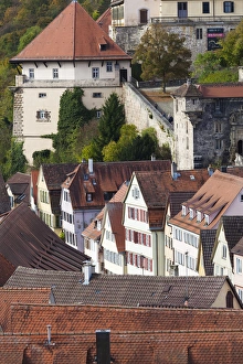 Germany, Baden-Wurttemburg, Tubingen, elevated town view towards the Schloss Palace