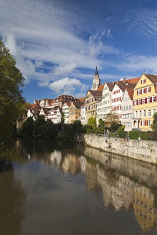 Images Dated 21st October 2014: Germany, Baden-Wurttemburg, Tubingen, old town buildings along the Neckar River