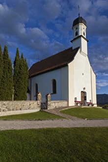 Deutschland Prints: Germany, Bavaria, Berghof, St. Peterkirche chapel