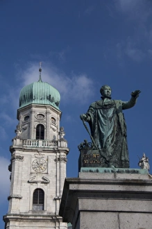 Images Dated 18th September 2009: Germany, Bavaria, Passau. St. Stevens Cathedral, baroque exterior