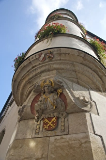 Images Dated 19th September 2009: Germany, Bavaria, Regensburg. Double crossed key, city symbol of Regensburg