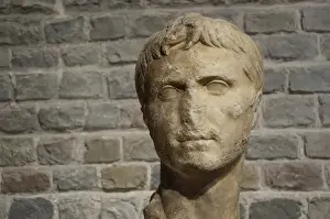 Images Dated 25th September 2009: Germany, Cologne. Roman Germanic Museum (aka Romisch-Germanisches), ancient Roman