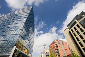 Images Dated 1st May 2008: Germany, Hessen, Frankfurt am Main. Main Triangel building on Zum Laurenberger Hof