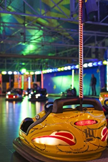 Images Dated 2nd November 2014: Germany, Rheinland-Pfalz, Speyer, autumn carnival, bumber car ride, evening