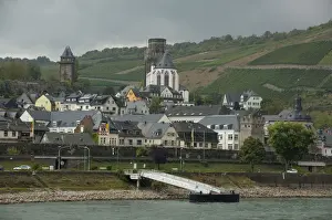 Images Dated 24th September 2009: Germany, Rhine River. View along the Rhine River near Oberwesel (mile marker 550)