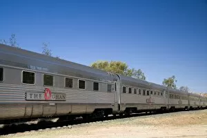 Images Dated 4th September 2006: Ghan Train, Alice Springs, Outback, Northern Territory, Australia