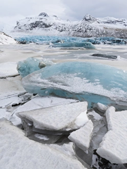 Glacier Svinafellsjoekul in the Vatnajoekull NP during winter. The glacier front