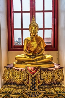 Images Dated 25th April 2024: Golden Buddha Loha Prasat, Wat Ratchanatdaram