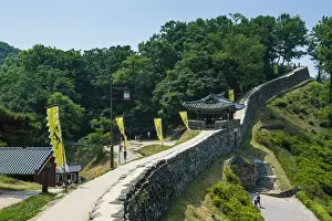 Images Dated 27th May 2011: Gongsanseong castle, Gongju, South Chungcheong Province, South Korea