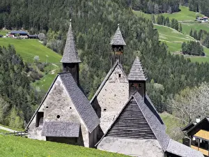 Images Dated 28th April 2012: The three gothic chapel of Bad Dreikirchen (litterally: spa of the three churches )