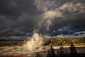 Images Dated 12th September 2020: Grand Prismatic spring, Midway Geyser Basin, Yellowstone National Park, Wyoming