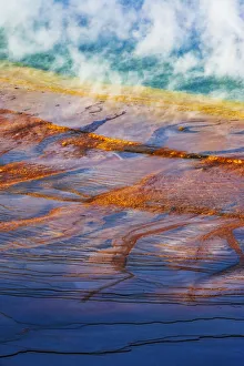 Grand Prismatic Spring, Yellowstone National Park, Wyoming, USA