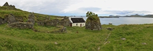 Images Dated 2nd August 2011: Great Blasket Island. County Kerry. Ireland. Abandoned homestead