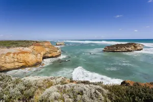 Images Dated 13th December 2011: Great Ocean Road near Peterborough, Australia