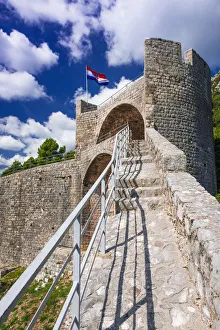 Images Dated 29th September 2014: The Great Wall above the city center, Ston, Dalmatian Coast, Croatia