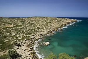 Images Dated 3rd June 2006: GREECE, CRETE, Hania Province, Elafonisi: Mediterranean Coastline / Elafonisi Inlet