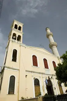 Images Dated 2nd June 2006: GREECE, CRETE, Hania Province, Hania: Church at the East end of 1821 Square