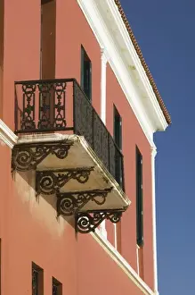Images Dated 3rd June 2006: GREECE, CRETE, Hania Province, Hania: Venetian Port / Naval Museum Balcony