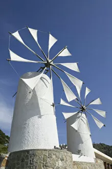 Images Dated 25th May 2006: GREECE-CRETE-Iraklio Province-Ano Kera: Traditional Cretan Windmills