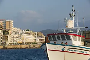 Images Dated 27th May 2006: GREECE-CRETE-Lasithi Province-Agios Nikolaos: Port View Morning